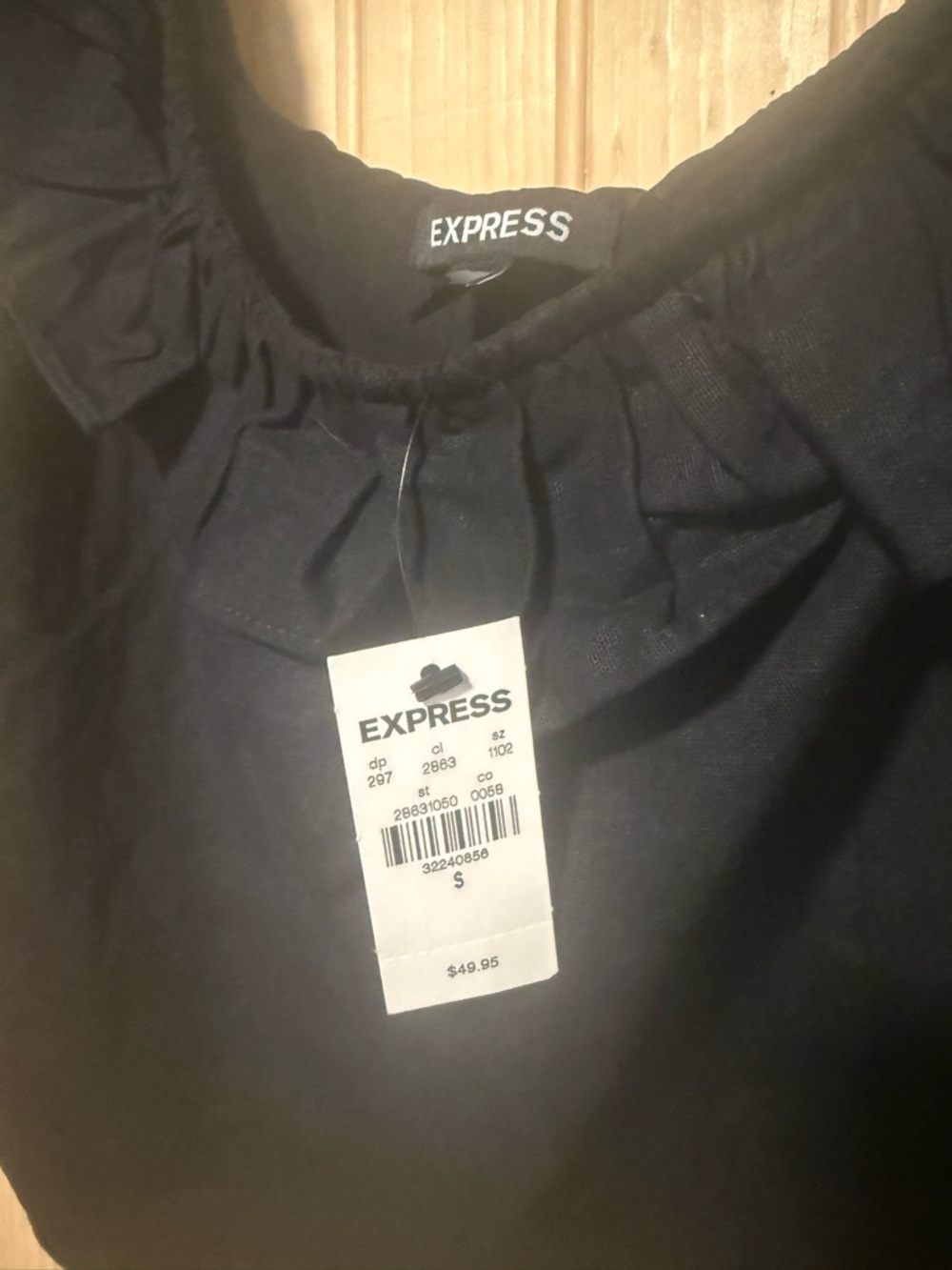 Express Black Ruffle Strap Crop Top - Picture 6 of 7